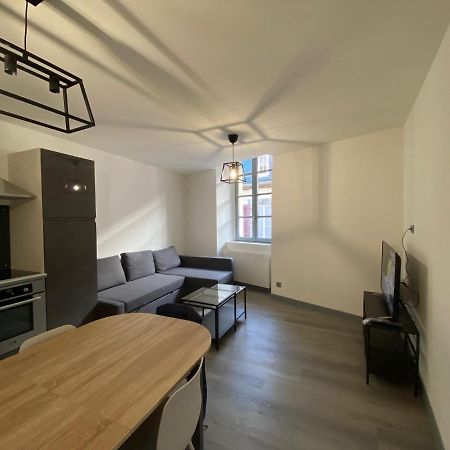 Residence Avec Un T3 Un T2 Et Un Studio En Centre Ville D Argeles-Gazost Bagian luar foto