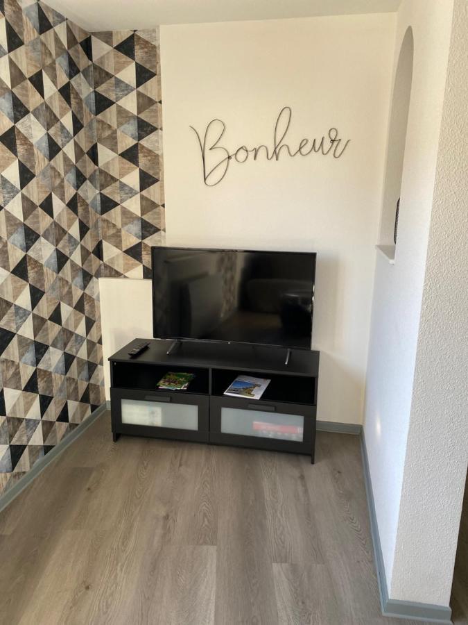 Residence Avec Un T3 Un T2 Et Un Studio En Centre Ville D Argeles-Gazost Bagian luar foto
