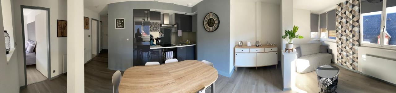 Residence Avec Un T3 Un T2 Et Un Studio En Centre Ville D Argeles-Gazost Bagian luar foto