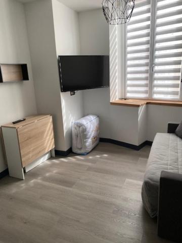 Residence Avec Un T3 Un T2 Et Un Studio En Centre Ville D Argeles-Gazost Bagian luar foto